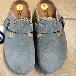 White Mountain Footbeds Clogs